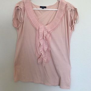 Gap Ruffles shirt